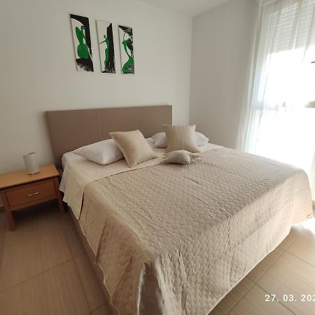 Appartement Apartman Antonela With Free Garage Parking à Split Extérieur photo