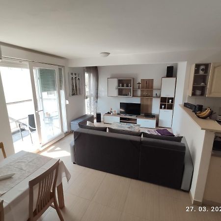 Appartement Apartman Antonela With Free Garage Parking à Split Extérieur photo