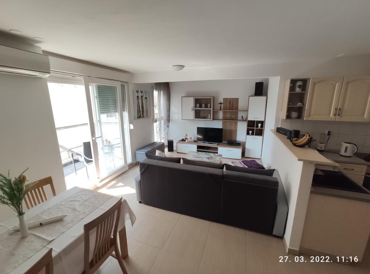 Appartement Apartman Antonela With Free Garage Parking à Split Extérieur photo