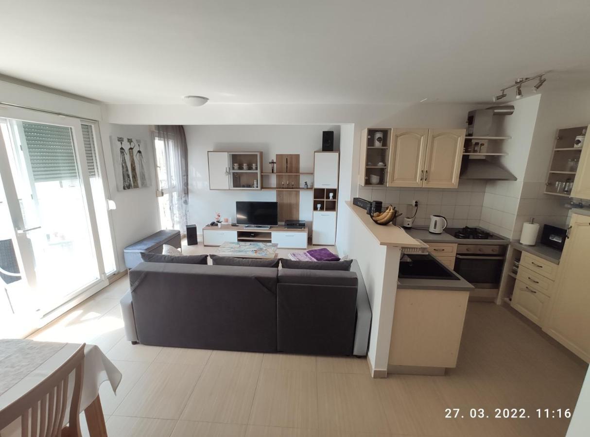 Appartement Apartman Antonela With Free Garage Parking à Split Extérieur photo